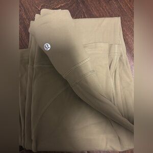 Lululemon size 10 flare leggings